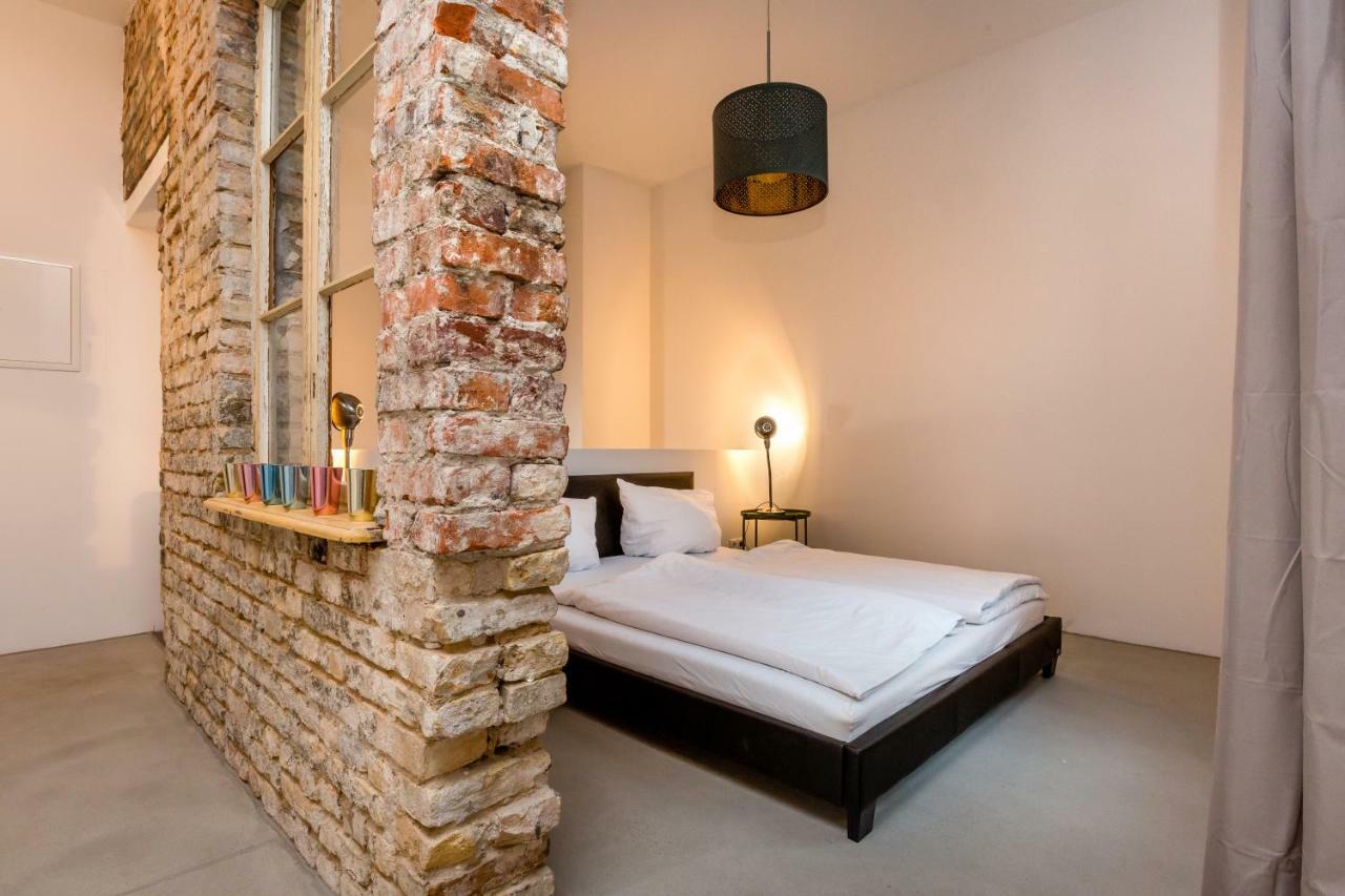 Appartamento Loft In The Middle Of Berlino Esterno foto